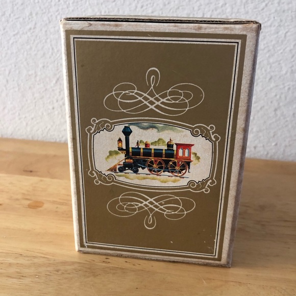 Collectable Avon Iron Horse Shaving Mug & Deep Woods Aftershave Locomotive 1974 - Picture 6 of 7